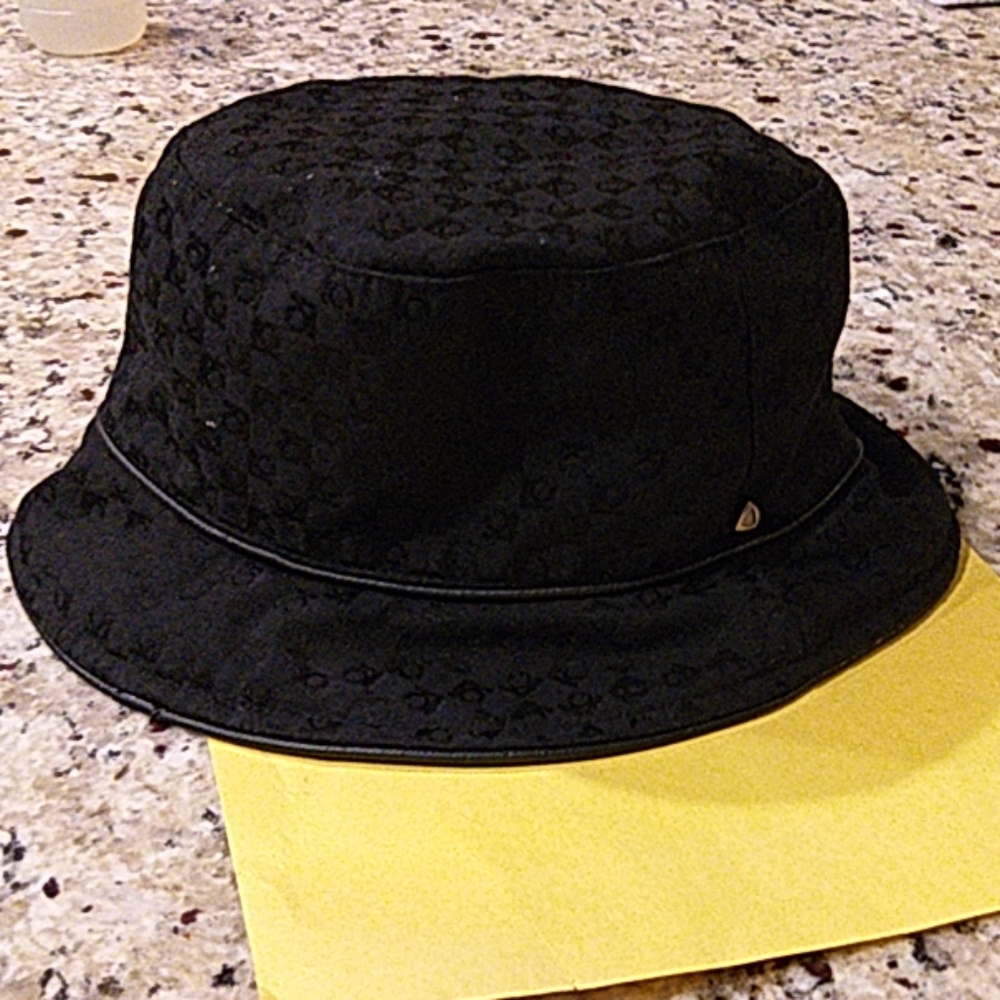 Liz Claiborne Black Hat